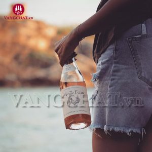 Rượu Vang hồng La Vieille Ferme Rose
