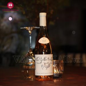 Rượu Vang hồng La Vieille Ferme Rose