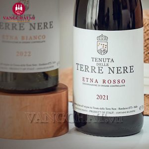 Rượu vang Ý Terre Nere Etna Rosso