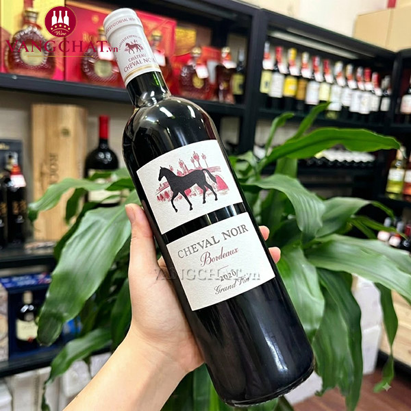 Cheval Noir Bordeaux Rouge Cheval Noir Bordeaux Rouge