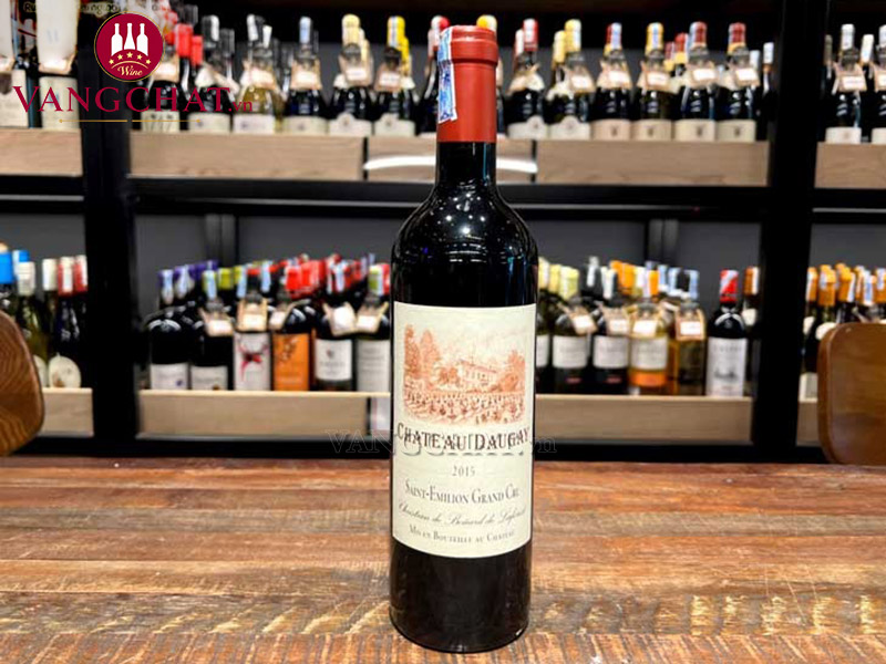 Rượu vang đỏ Chateau Daugay Grand Cru Classe nhập khẩu chính hãng